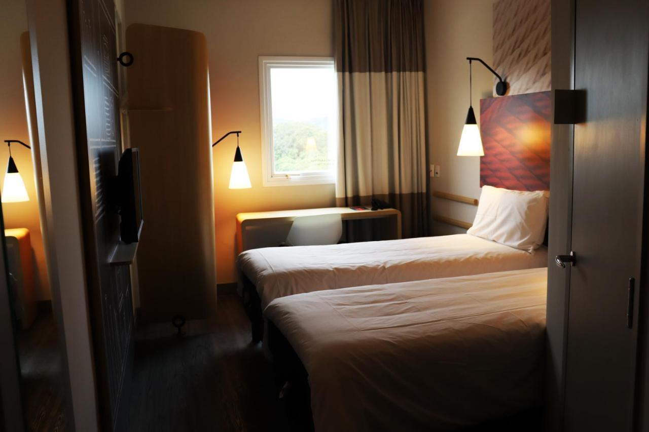Ibis Hotel 3*